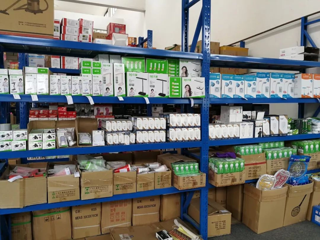 新天地倉儲(chǔ)批發(fā)商城于7月13號(hào)正式開業(yè)!